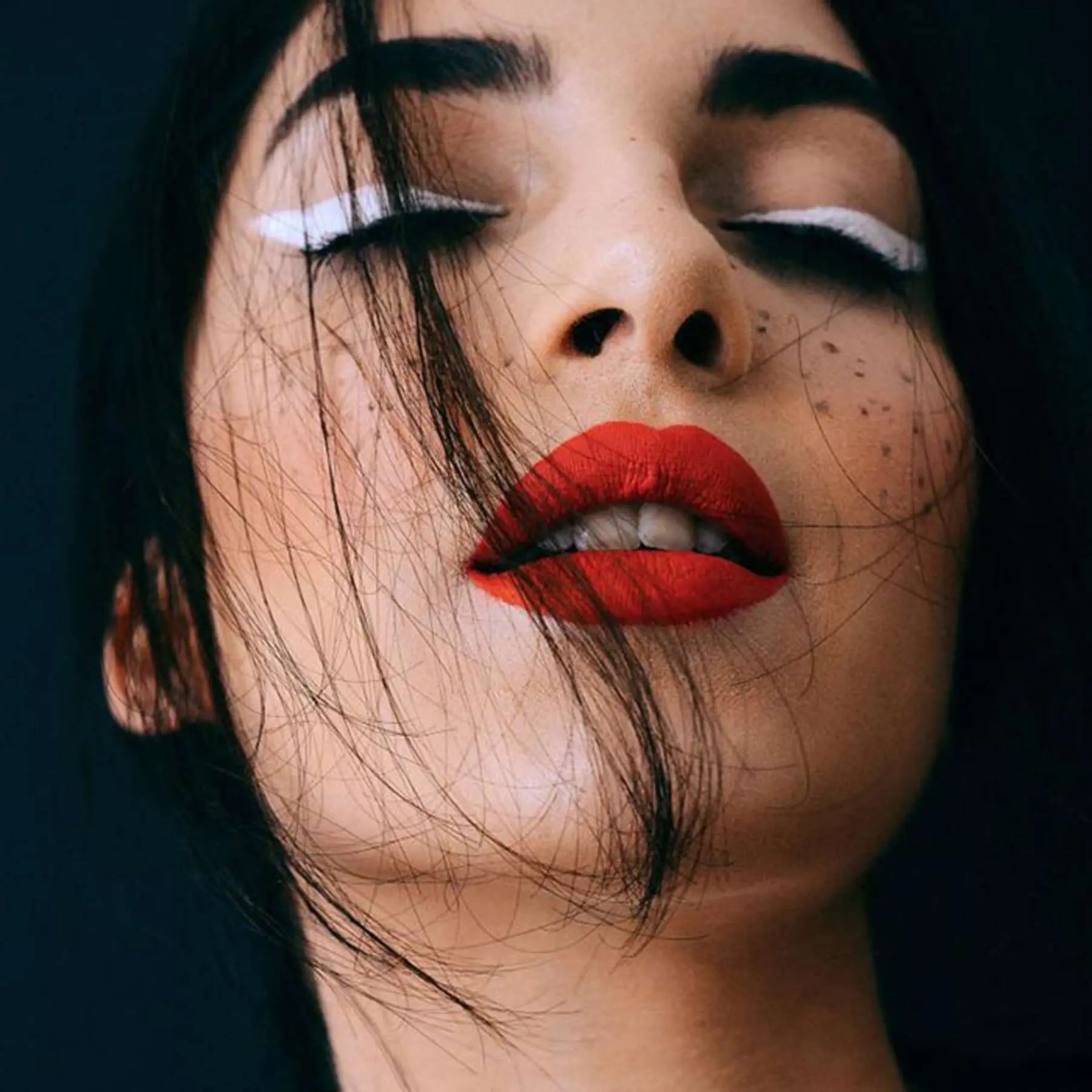 Accommodated Mini Blossom, A Clean Child Affliction Company Abiding In Attributes And Backed By Science Platinum Delux ®