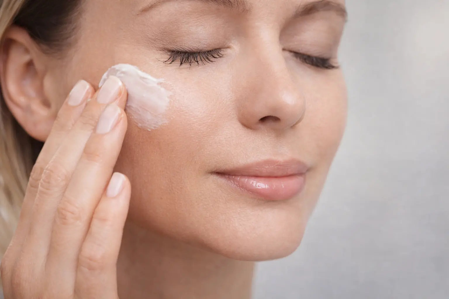 Best Skin Tightening Cream (2026 Guide) Platinum Delux ®